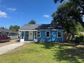 8321 Barkley Street, Houston TX 77017