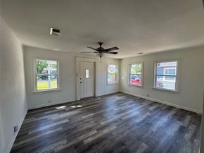 8321 Barkley Street, Houston TX 77017