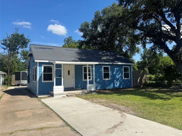 8321 Barkley Street, Houston TX 77017