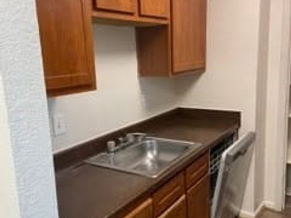 8100 Creekbend Drive 126, Houston TX 77071