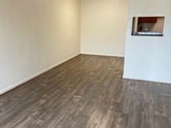 8100 Creekbend Drive 126, Houston TX 77071