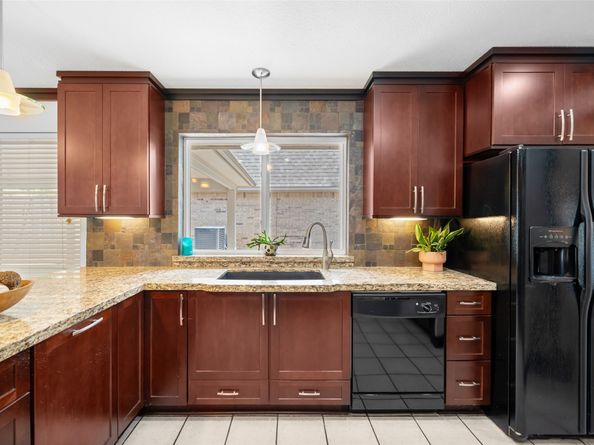 2327 Brookdale Drive, Kingwood TX 77339