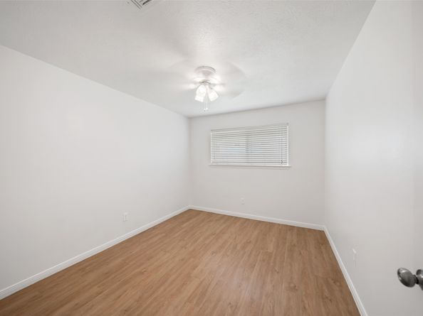 2327 Brookdale Drive, Kingwood TX 77339