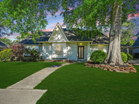 2327 Brookdale Drive, Kingwood TX 77339