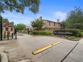 2120 El Paseo Street 3007, Houston TX 77054