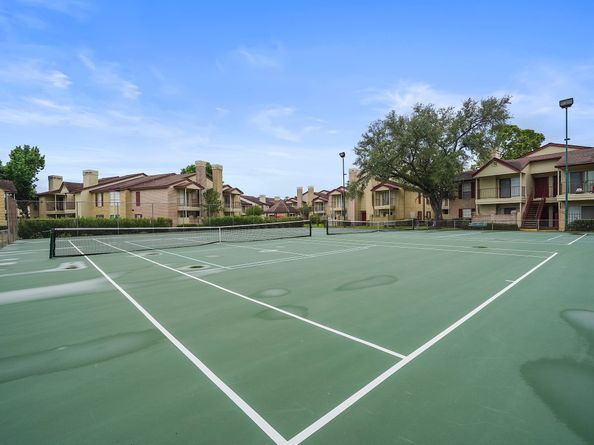 2120 El Paseo Street 3007, Houston TX 77054