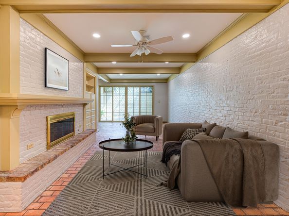 7530 Del Monte Drive, Houston TX 77063