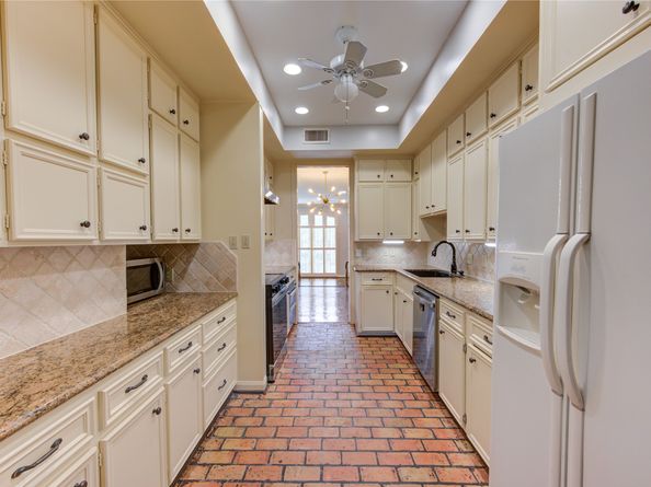 7530 Del Monte Drive, Houston TX 77063