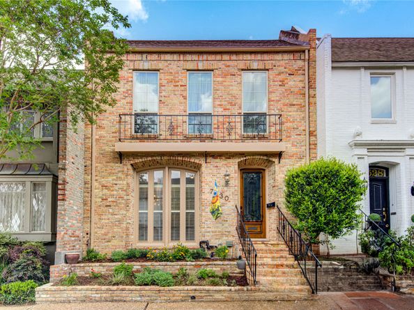 7530 Del Monte Drive, Houston TX 77063