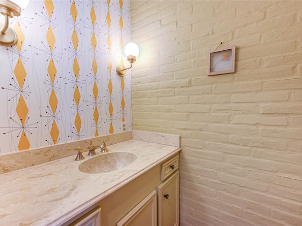 7530 Del Monte Drive, Houston TX 77063