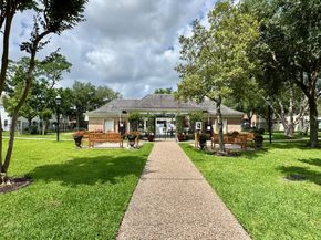 7530 Del Monte Drive, Houston TX 77063