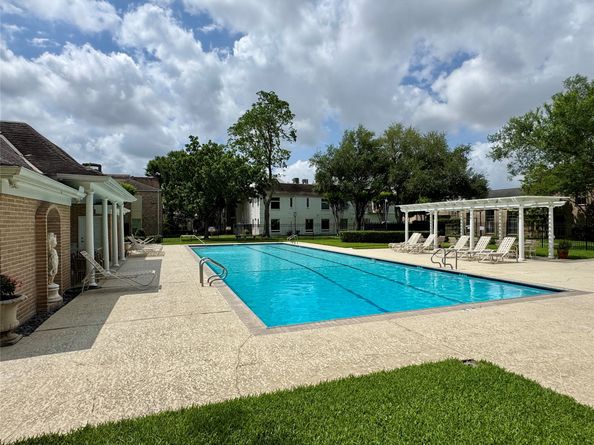 7530 Del Monte Drive, Houston TX 77063