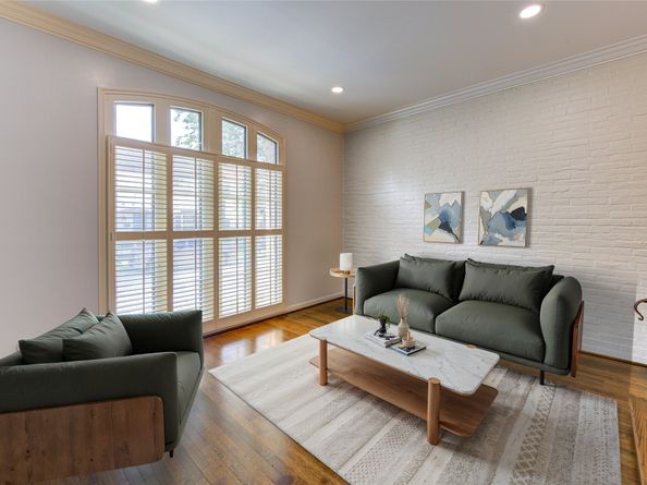 7530 Del Monte Drive, Houston TX 77063