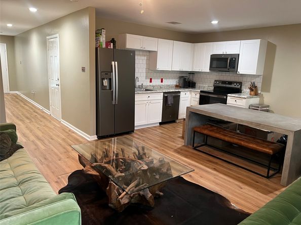 8206 Bassett Street A, Houston TX 77051