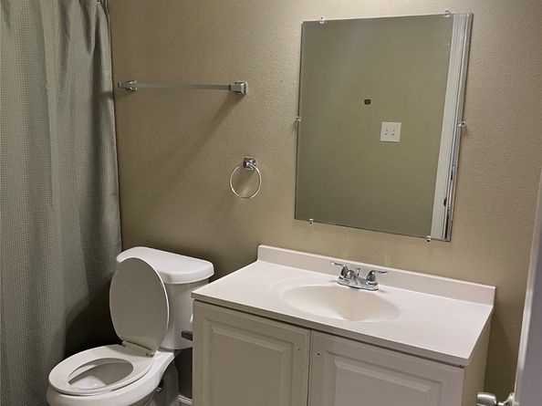 8206 Bassett Street A, Houston TX 77051