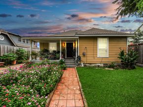729 E 9th Street, Houston TX 77007