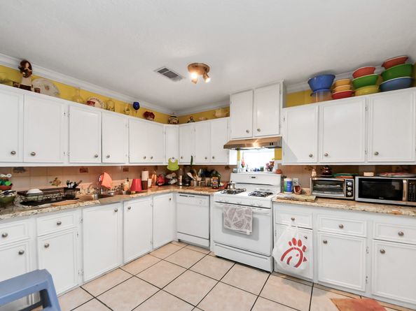 729 E 9th Street, Houston TX 77007