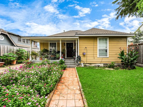 729 E 9th Street, Houston TX 77007