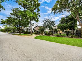729 E 9th Street, Houston TX 77007