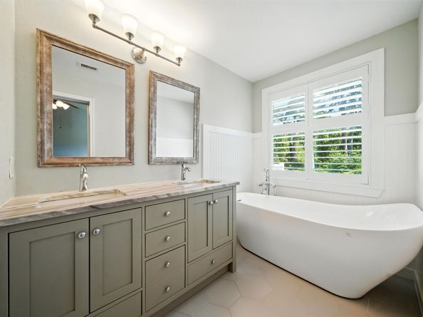 13600 Breton Ridge Street 7B, Houston TX 77070