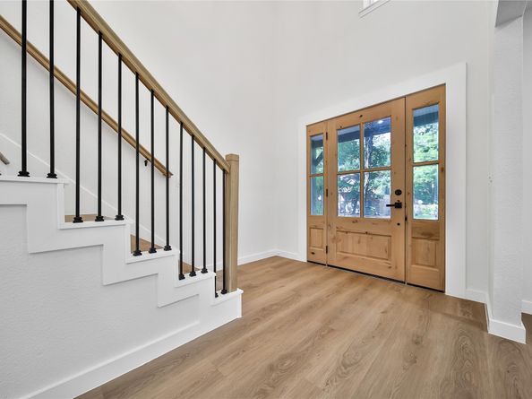 70 Breezy Point Place, The Woodlands TX 77381