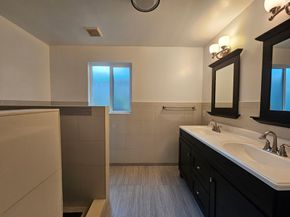 535 Arlington Street, Houston TX 77007