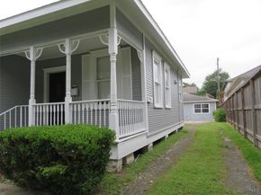 535 Arlington Street, Houston TX 77007