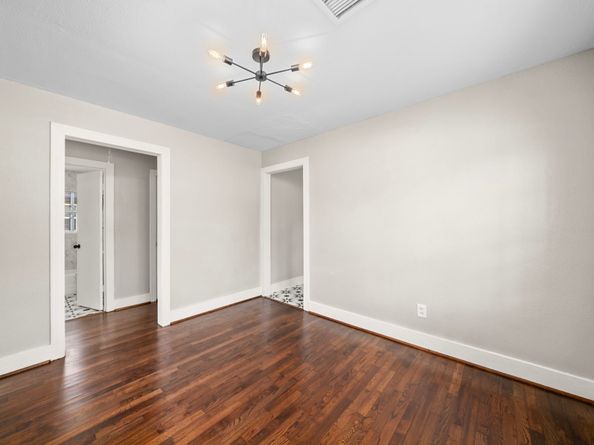 5519 Chapman Street, Houston TX 77009