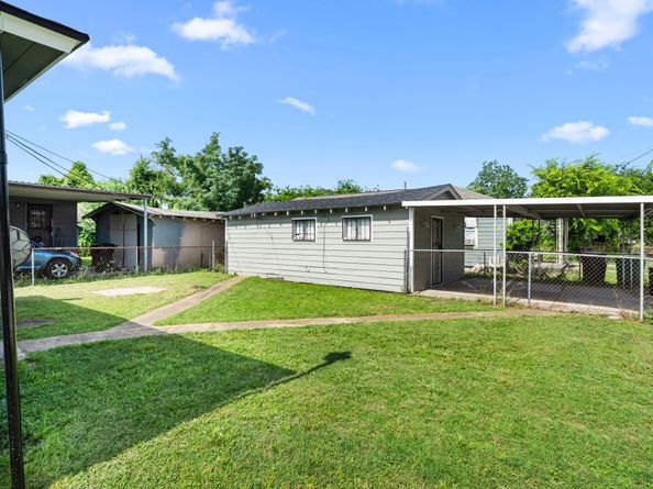 5519 Chapman Street, Houston TX 77009
