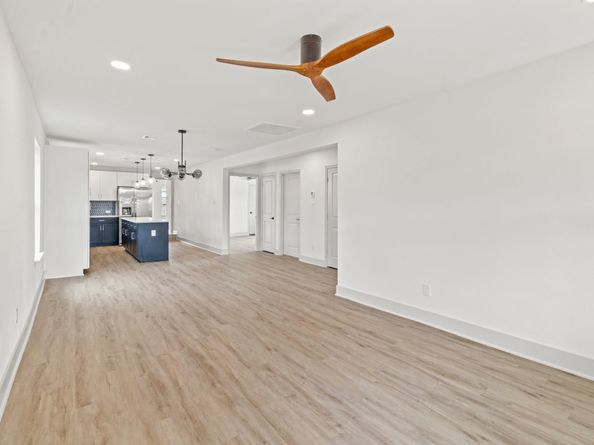 1009 Genova Street, Houston TX 77009