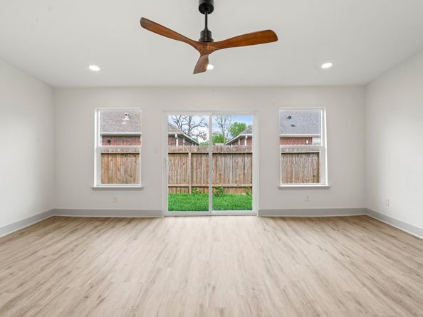 1009 Genova Street, Houston TX 77009