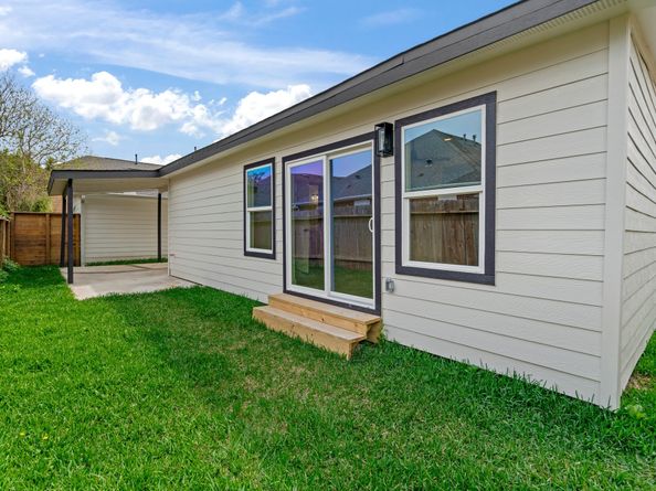 1009 Genova Street, Houston TX 77009