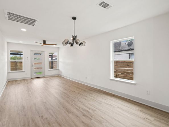 1009 Genova Street, Houston TX 77009