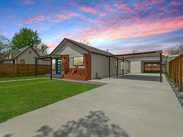 1009 Genova Street, Houston TX 77009