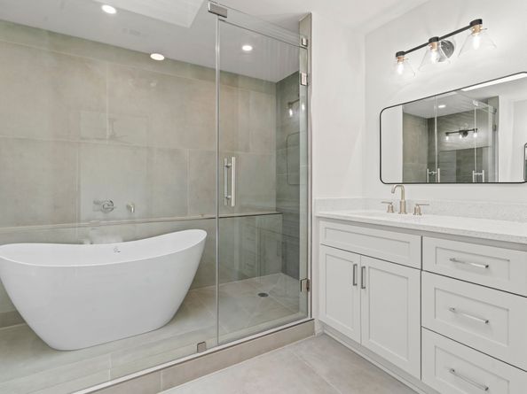 1009 Genova Street, Houston TX 77009