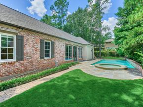 64 Autumn Crescent, The Woodlands TX 77381