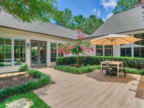 64 Autumn Crescent, The Woodlands TX 77381