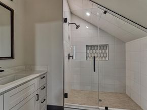64 Autumn Crescent, The Woodlands TX 77381
