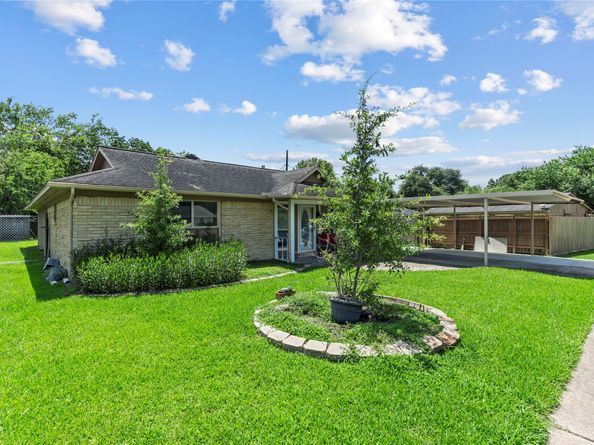 10906 Keese Drive, Houston TX 77089