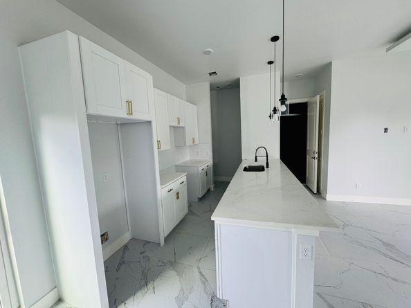 8128 Penrod Street, Houston TX 77028