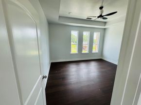 8128 Penrod Street, Houston TX 77028