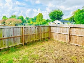 8128 Penrod Street, Houston TX 77028