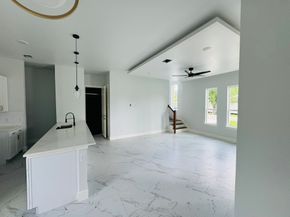 8128 Penrod Street, Houston TX 77028