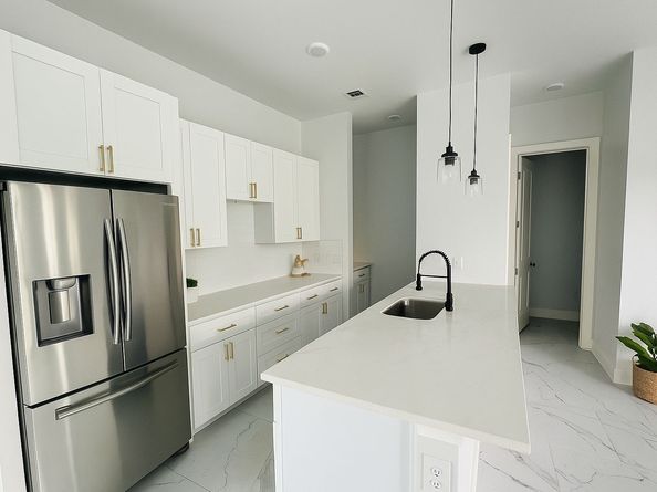 8128 Penrod Street, Houston TX 77028
