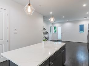 5841 Dolores Street, Houston TX 77057