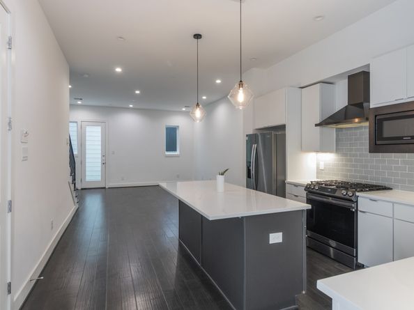 5841 Dolores Street, Houston TX 77057