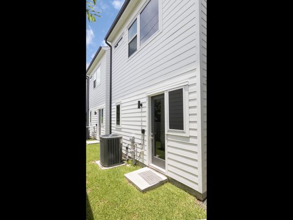 5841 Dolores Street, Houston TX 77057