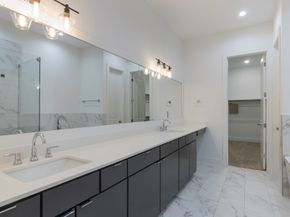 5841 Dolores Street, Houston TX 77057