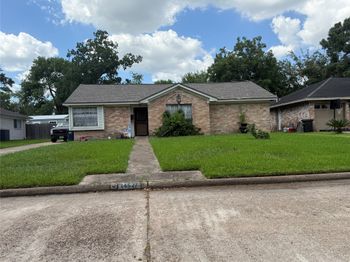 14527 Roundstone Lane