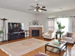 19211 Side Way, Tomball TX 77375